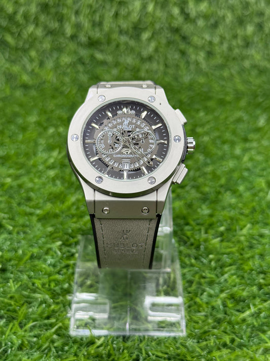 Luxury Men's Silver Chronograph Watch – Premium Leather Strap