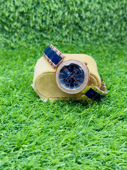 Female Elegant Rose Gold Crystal Watch – True Worth Collection